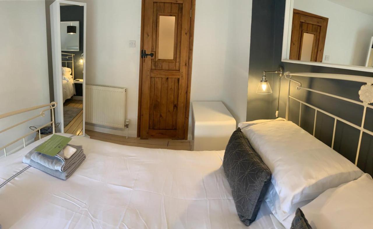 The Tenth House, Grade II Listed Georgian Town House, Wirksworth, Derbyshire, Peak District Cottage, Sleeps 4 Экстерьер фото